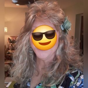 KYLIE Wig by Fashion Club TWC Color Spun Gold 14/26A#8